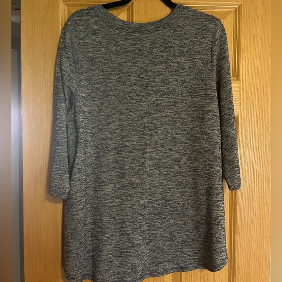 Blue 3/4 length top - Picture 4 of 4